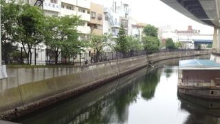 観光のための魅力は無い。