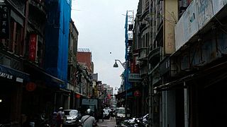 布地と海産物の問屋街