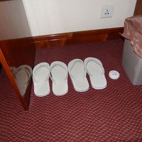 ビーサンがあるけれど、スリッパ持参をお勧めします