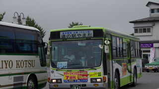 車窓にはまだまだ震災の爪痕が残ります。