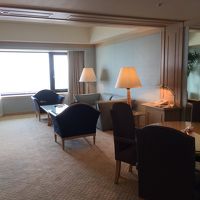 スイートルームリビング