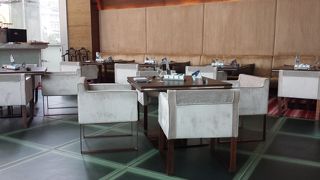 ルメリディアンの朝食会場