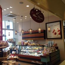 洋菓子屋