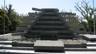 山口県ご出身の戦没者の御霊をお祀りされています