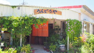 優しい味の八重山そばです