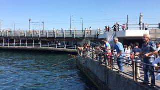 軒を連ねるレストラン街