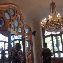 シャンゼリア・ウィンドウグラス・部屋と部屋の間全て奇麗