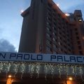 パレルモ郊外の高層ホテル