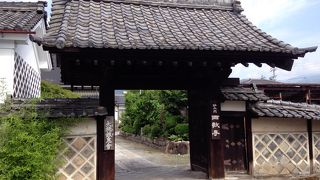 観光寺ではないかもしれない。