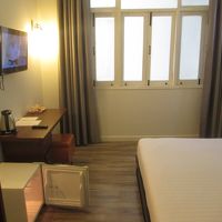 レトロアシス ホテル