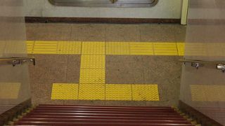 札幌の地下鉄メイン駅を結ぶ地下街。