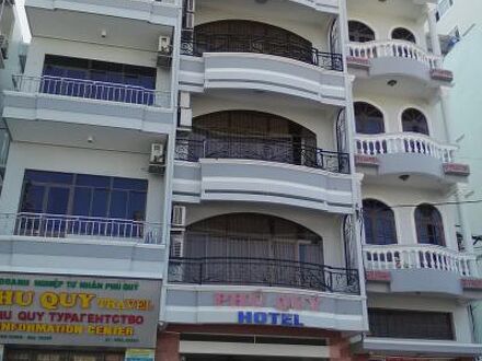 プ キ ホテル ニャ チャン 写真