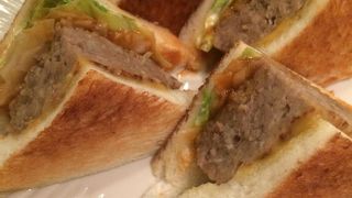 サンドイッチのランチ