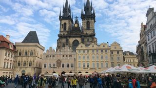 二つの尖塔がかっこいい