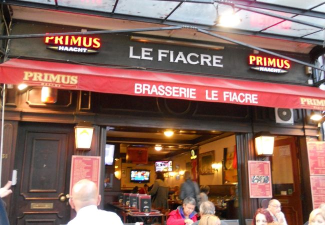 Le Fiacre