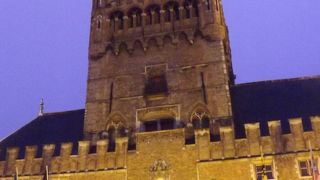 366段の螺旋階段を登るのはあきらめました