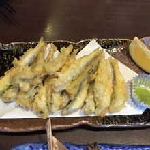 かたくち小いわしの天ぷら　広島名物