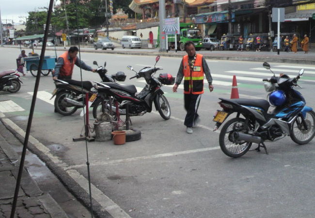 バイクタクシー