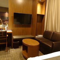 客室が広いので、スーツケースを広げやすい。