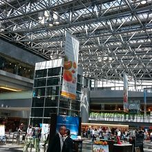 広いターミナル