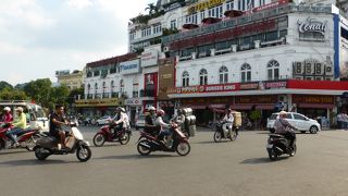 すごい数のバイクに圧倒されます！