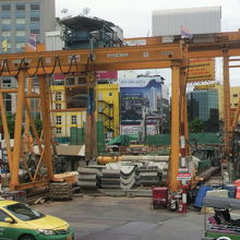 地下鉄ファランポーン駅前工事は、日本の技術が活かされています