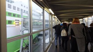 Dターミナルのキオスクは１８時で閉まる