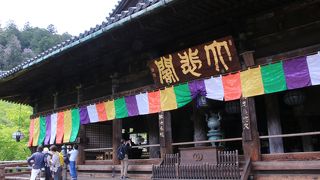 舞台からは四季折々の景色が楽しめます