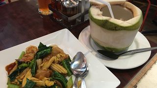 Eat tionでのタイ料理