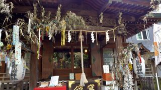 境内に富士塚がありました