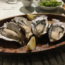 季節物の生牡蠣
