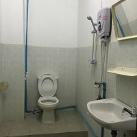 べスルームとシャワーは値段なり、でも清潔