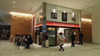 おしゃれベーカリーカフェ