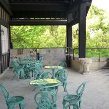 テラス席も素敵