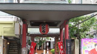 何やら不可思議なお寺