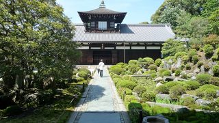 通天橋を渡ると次は開山堂へと続きます