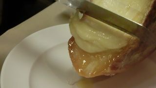 美味しいワインとチーズが食べ飲み放題！