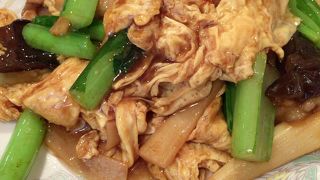 サービス水餃子