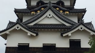 天守閣に登るのに、30分ほど待ちました(>_<)