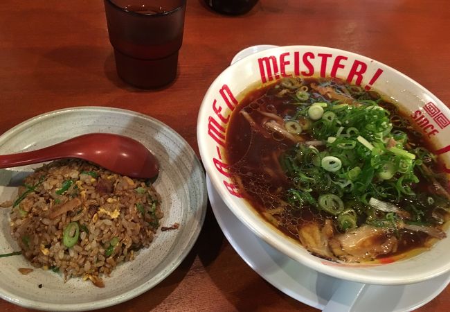 チャーハンセットがお得です