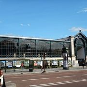 ヴェルサイユのある多くの駅の中で、もっとも有名。