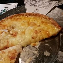 定番のピノッキオ　ピザ