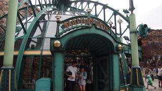 狭いけどディティール細かいです