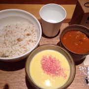 ちいさいカレーも