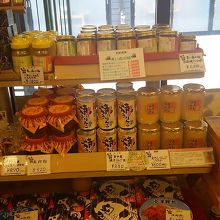 焼きリンゴの缶詰