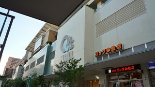 10 代～20代向けのお店が多い