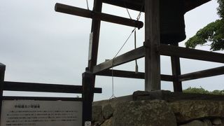 彦根城に鐘の音が響きわたります☆