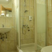 洗面とシャワー