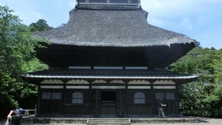 由緒も風格もある立派な寺