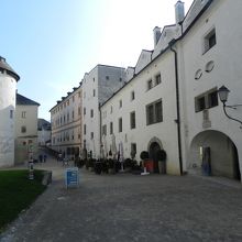 城塞の中が一つの町になっています